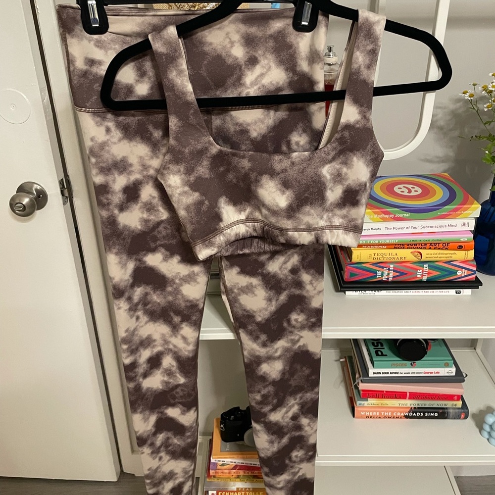 Shoptanlines workout set
